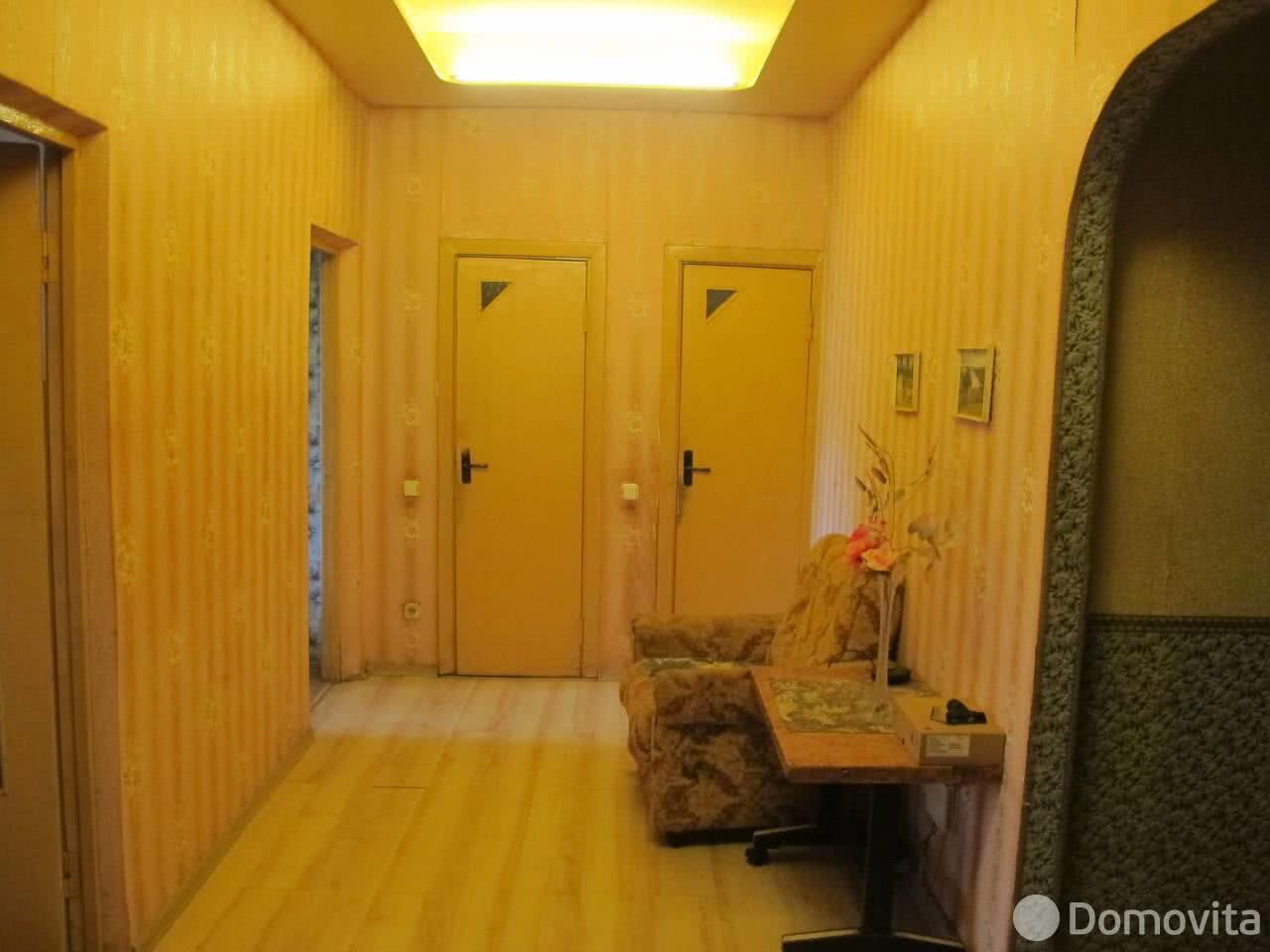 Купить 4-комнатную квартиру в Витебске, пр-д Октябрьский, д. 11, 42000 USD, код: 828028 - фото 6