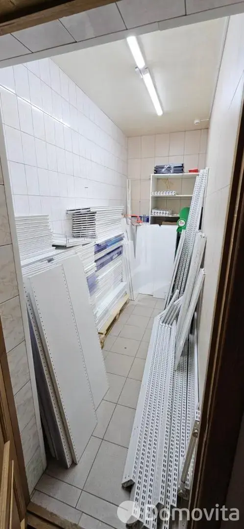 объект сферы услуг, Старые Дороги, ул. Карла Маркса, д. 27/а, стоимость аренды 6 018 р./мес.