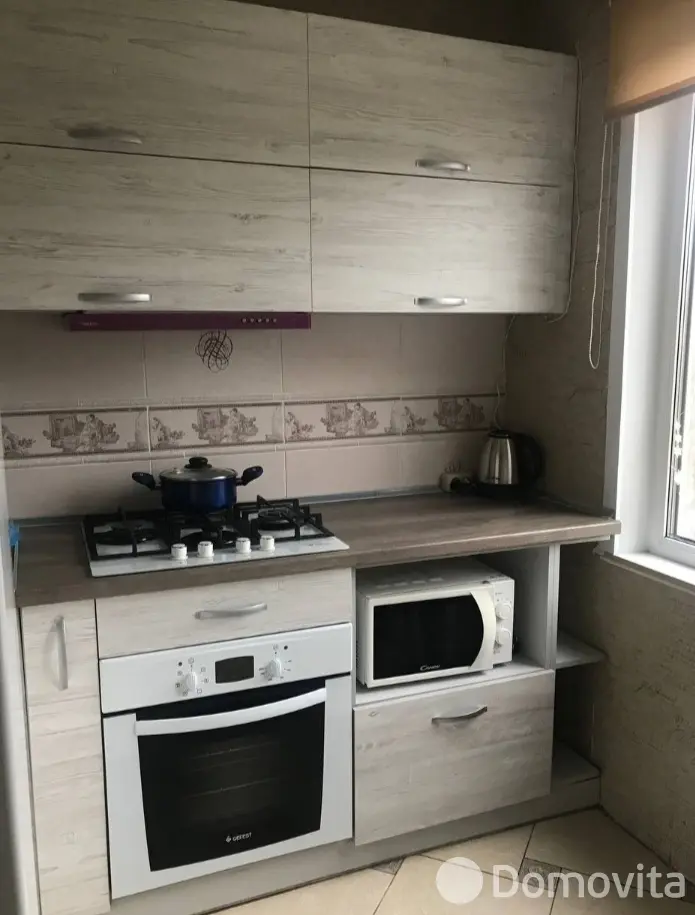 комната, Минск, ул. Куйбышева, д. 93 на ст. метро Площадь Якуба Коласа