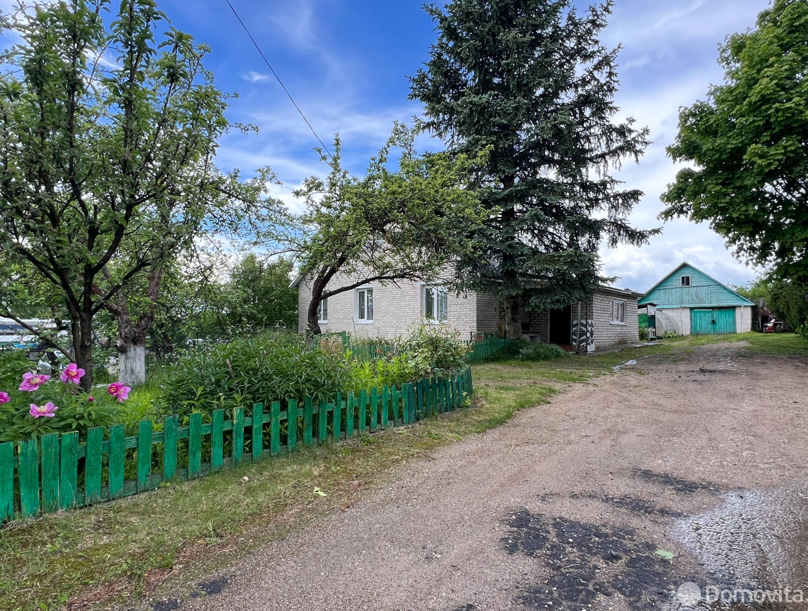дом, Мядель, пер. Коммунистический, д. 10 