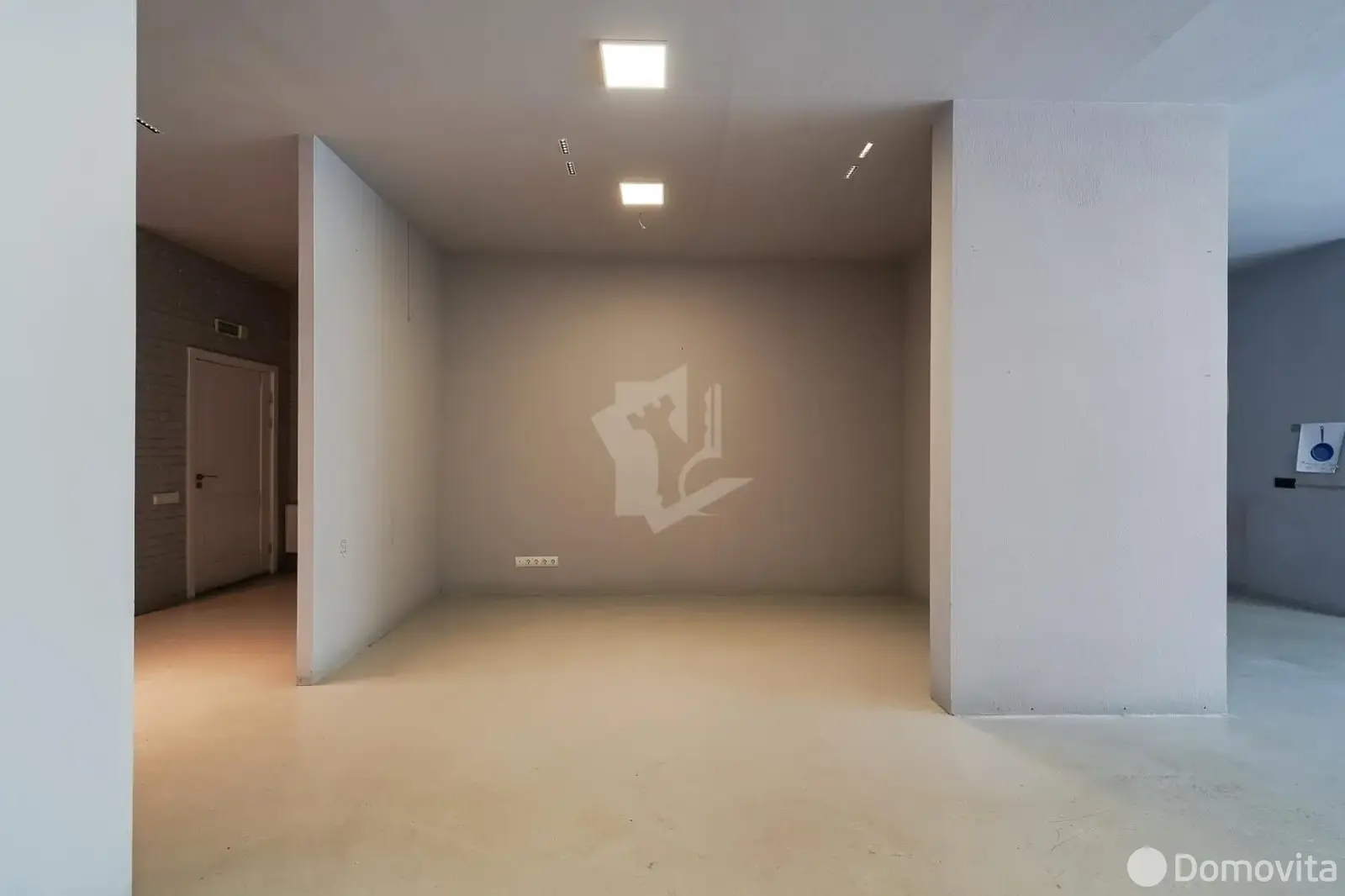 объект сферы услуг, Минск, пр-т Дзержинского, д. 24 на ст. метро Грушевка