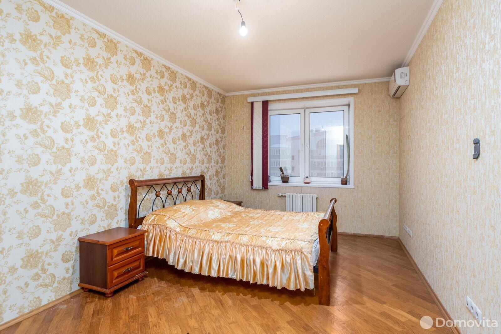 Продажа 3-комнатной квартиры в Минске, ул. Притыцкого, д. 83, 189500 USD, код: 952694 - фото 2