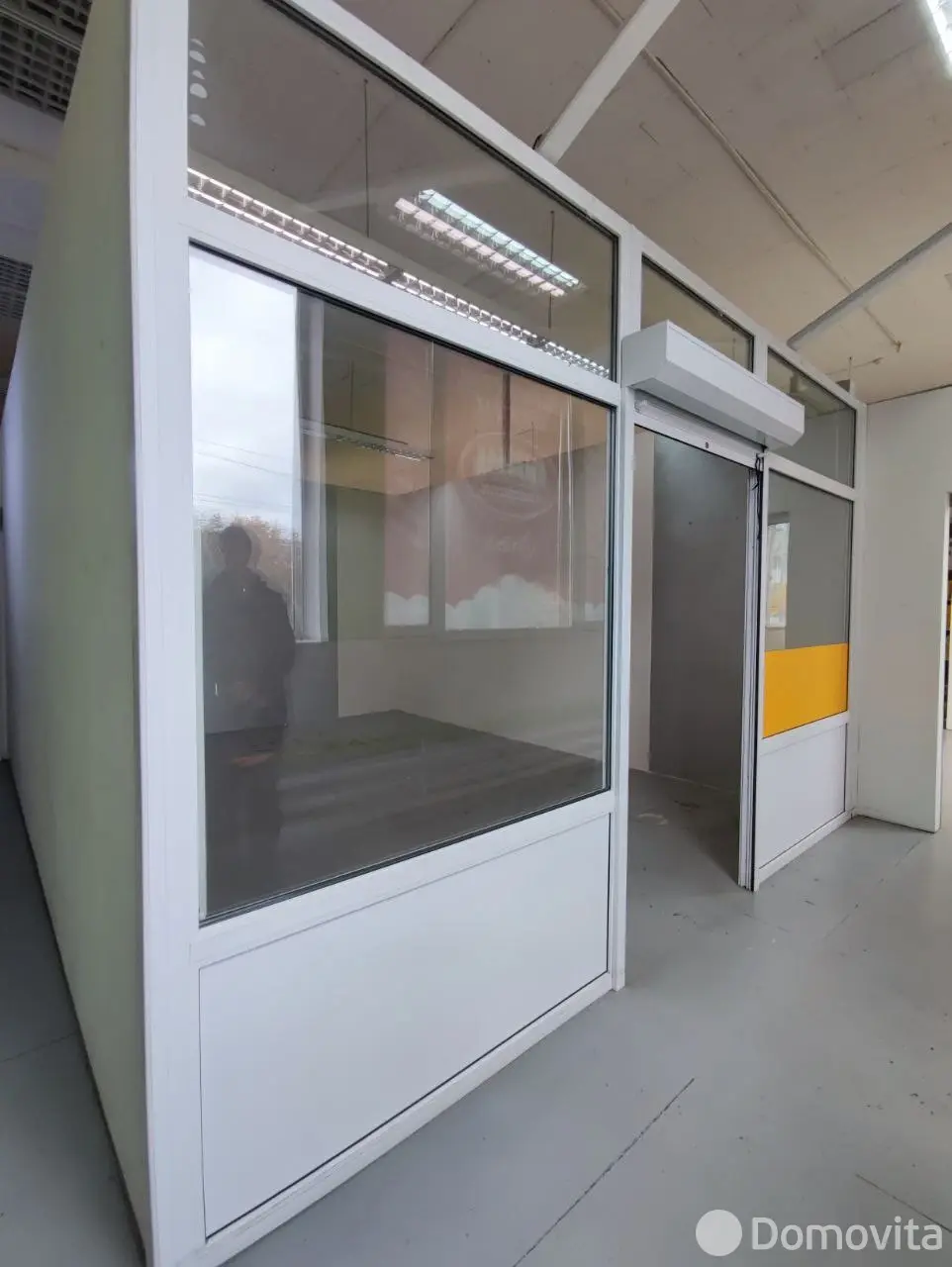 Аренда торговой точки на ул. Кальварийская, д. 44 в Минске, 300USD, код 968354 - фото 1