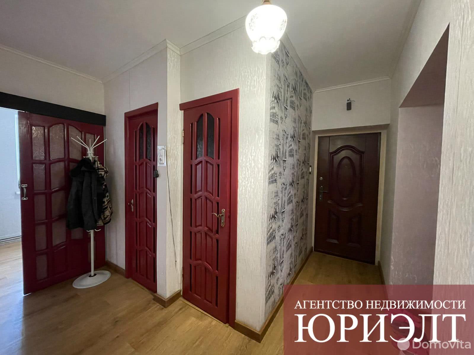 квартира, Остромечево, ул. Комсомольская, д. 10, стоимость продажи 102 256 р.