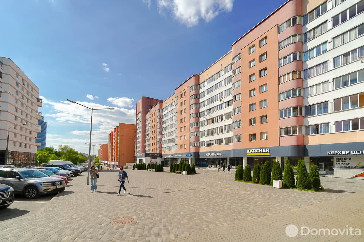 Купить 1-комнатную квартиру в Минске, ул. Максима Танка, д. 4, 69000 USD, код: 1006469 - фото 1