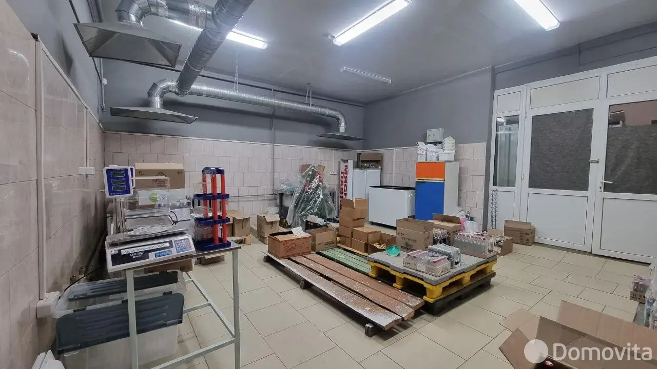Продажа торгового помещения на ул. Молодёжная, д. 3 в Молодечно, 76000USD, код 997906 - фото 11