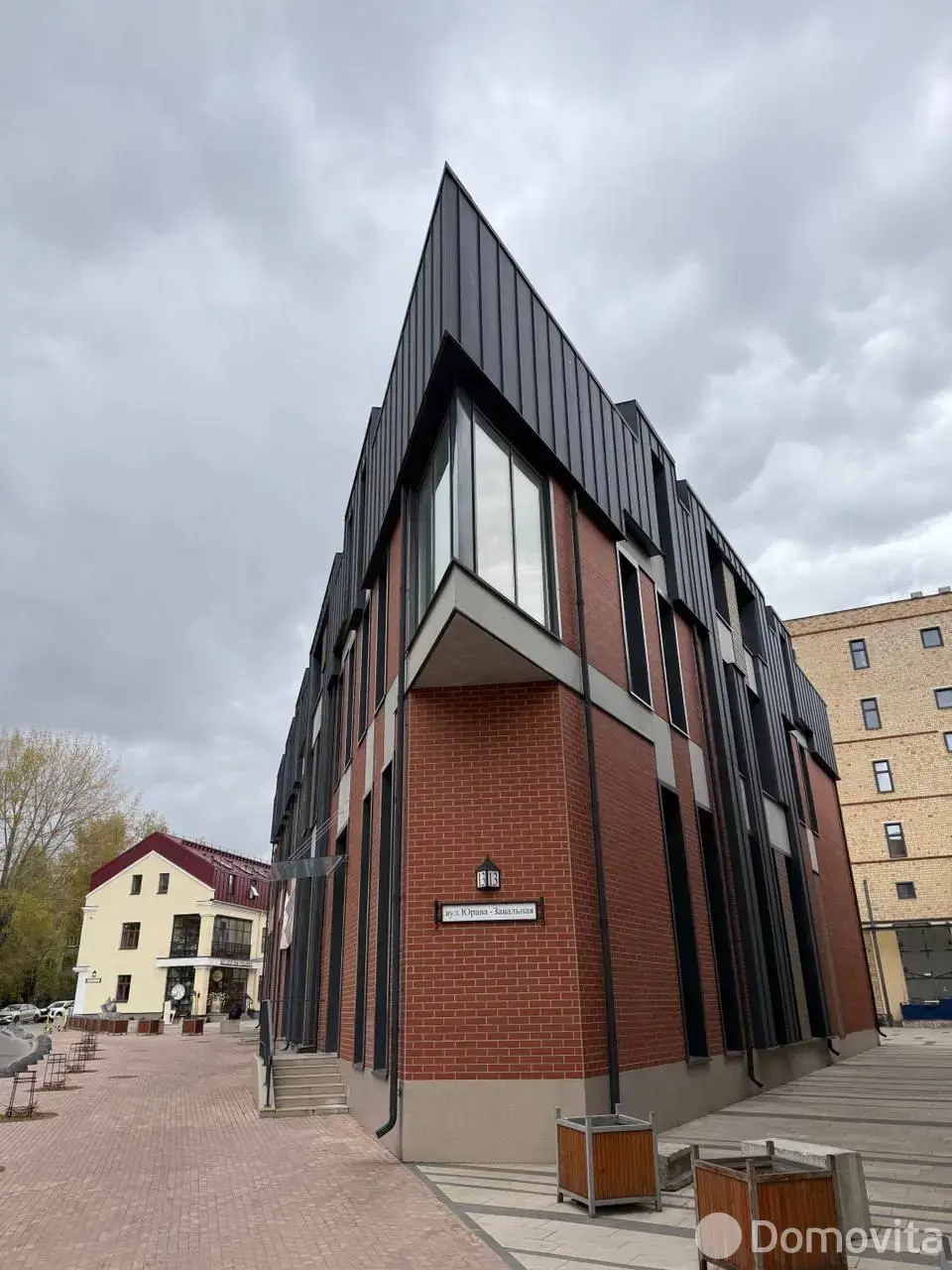 Купить помещение под сферу услуг в Минске, ул. Юрово-Завальная, д. 13 - фото 4
