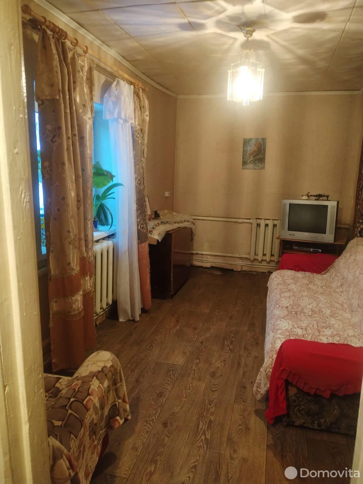Продажа 1-этажного дома в Витебске, Витебская область ул. Суворова, 18500USD - фото 1