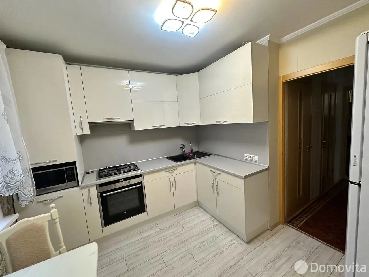 квартира, Минск, ул. Парниковая, д. 3/1 на ст. метро Московская