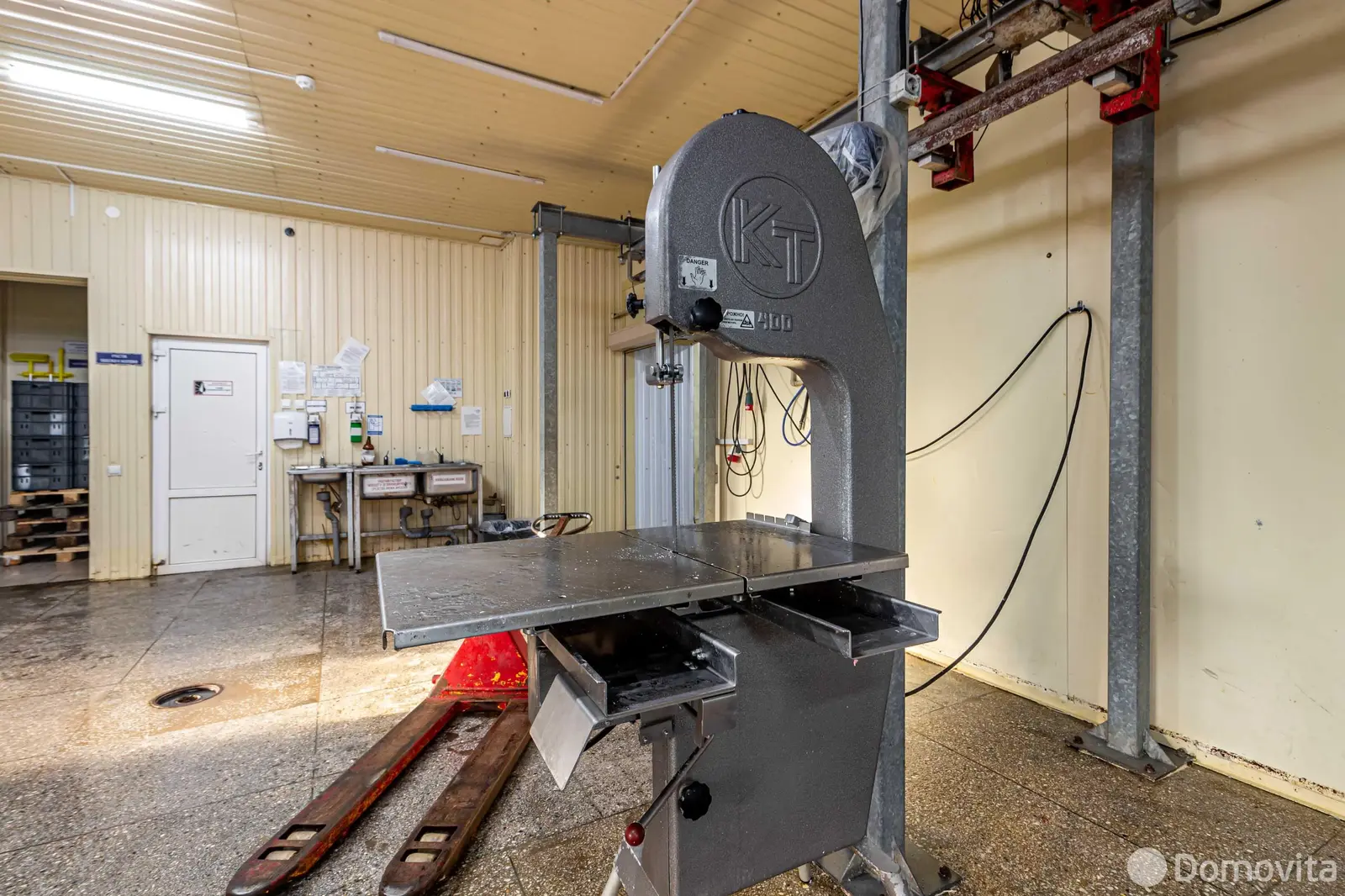 Купить помещение под сферу услуг в Пекалине, ул. Красная - фото 30