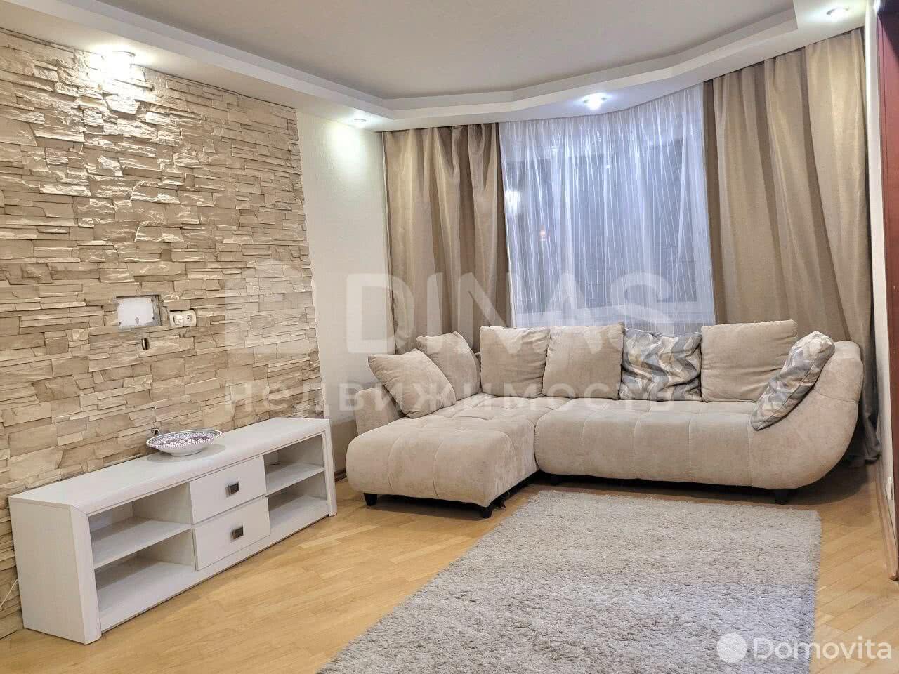 Снять 3-комнатную квартиру в Минске, ул. Шаранговича, д. 55, 500USD, код 118061 - фото 1