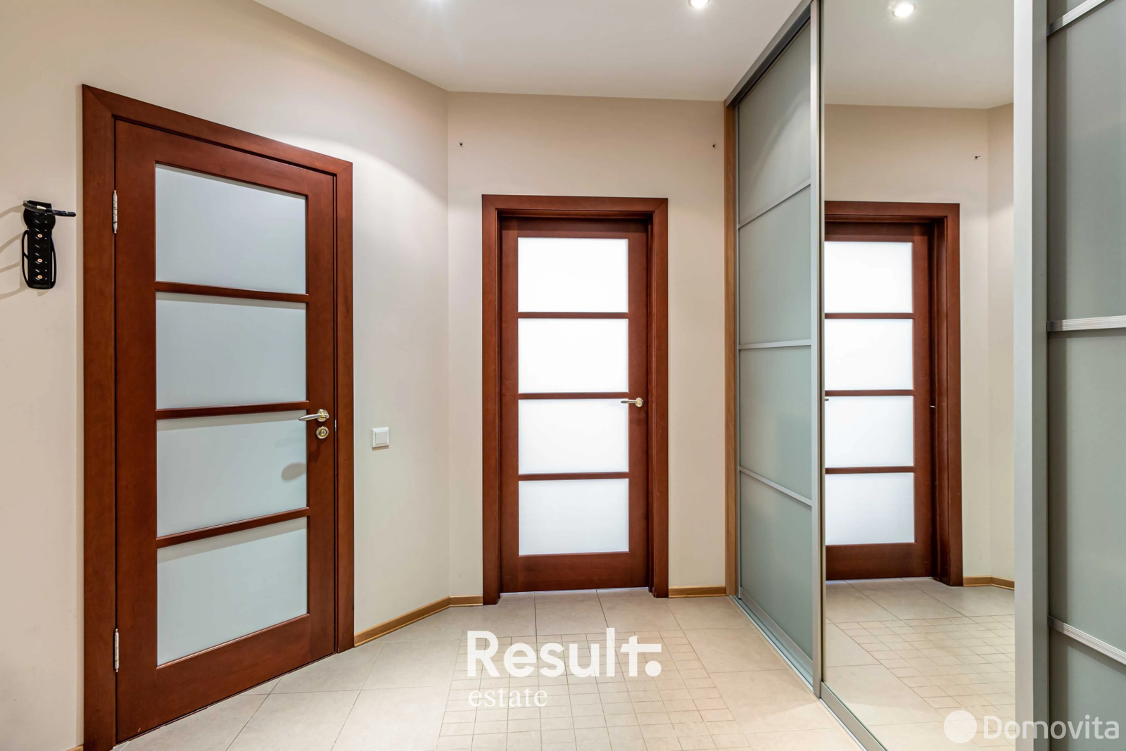 Снять 2-комнатную квартиру в Минске, ул. Немига, д. 42, 700USD, код 149202 - фото 25