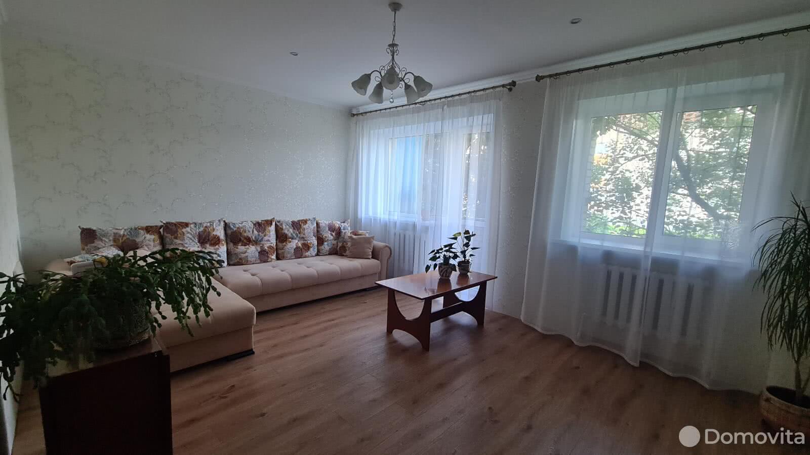 Купить 4-комнатную квартиру в Мышковичах, ул. Дворцовая, д. 19а, 33500 USD, код: 1054885 - фото 3