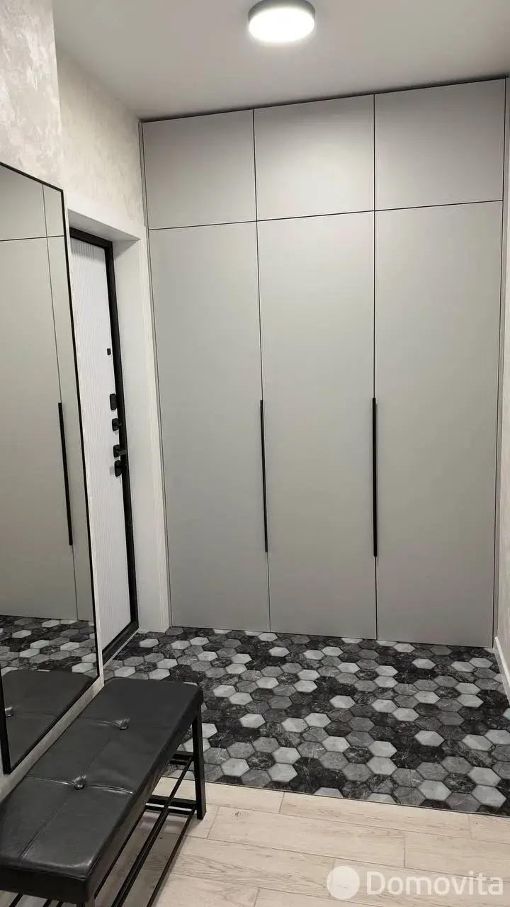 Снять 1-комнатную квартиру в Минске, ул. Игоря Лученка, д. 16, 480USD, код 149754 - фото 1