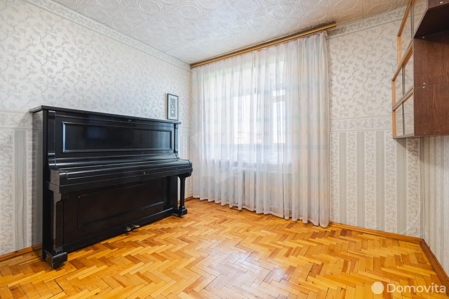 Купить 3-комнатную квартиру в Минске, ул. Азгура, д. 3, 107000 USD, код: 1000159 - фото 2