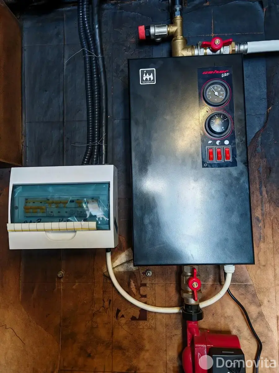 дом, Заславль, ул. Титова 