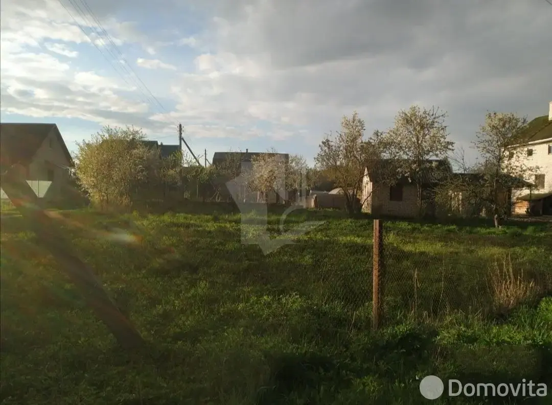 участок, Маладость, 