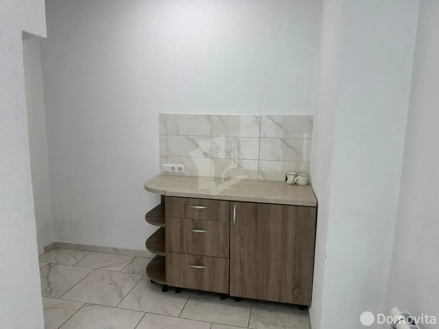 объект сферы услуг, Минск, ул. Петра Мстиславца, д. 24 на ст. метро Восток