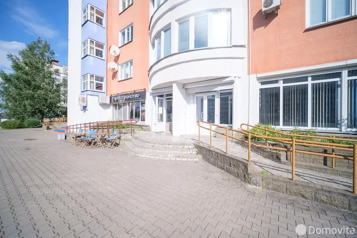 Помещение под сферу услуг в Минске, ул. Сенницкая, д. 51, код 4214 - фото 2