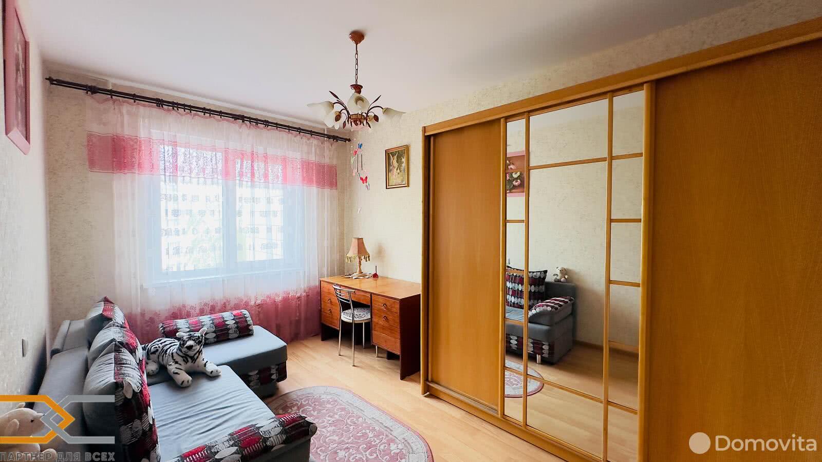 Купить 3-комнатную квартиру в Слуцке, ул. 14 Партизан, д. 4, 64000 USD, код: 998973 - фото 3