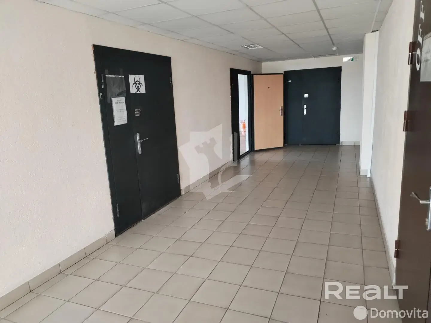Помещение под сферу услуг в Минске, ул. Монтажников, д. 9, код 4207 - фото 5