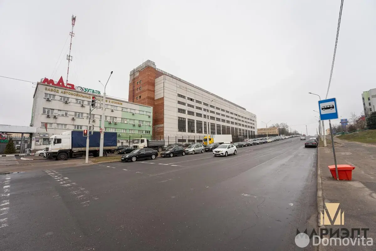 Купить складское помещение на ул. Машиностроителей, д. 16 в Минске - фото 1