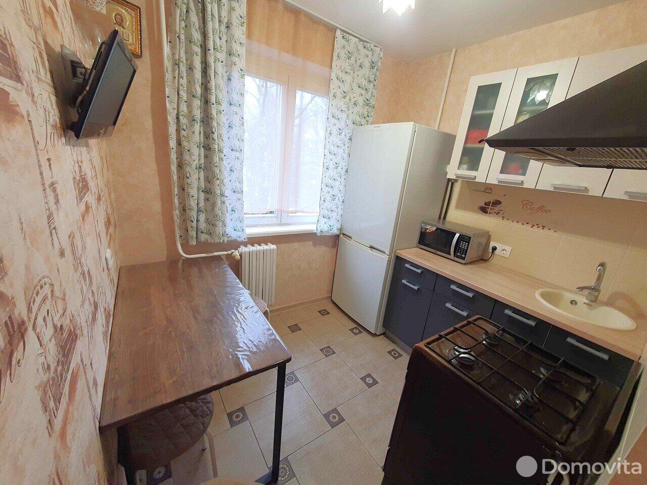 Купить 2-комнатную квартиру в Минске, ул. Ташкентская, д. 4/3, 59500 USD, код: 996579 - фото 1