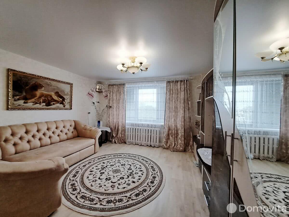 Купить 3-комнатную квартиру в Смолевичах, ул. Первомайская, д. 13, 62000 USD, код: 1021277 - фото 2