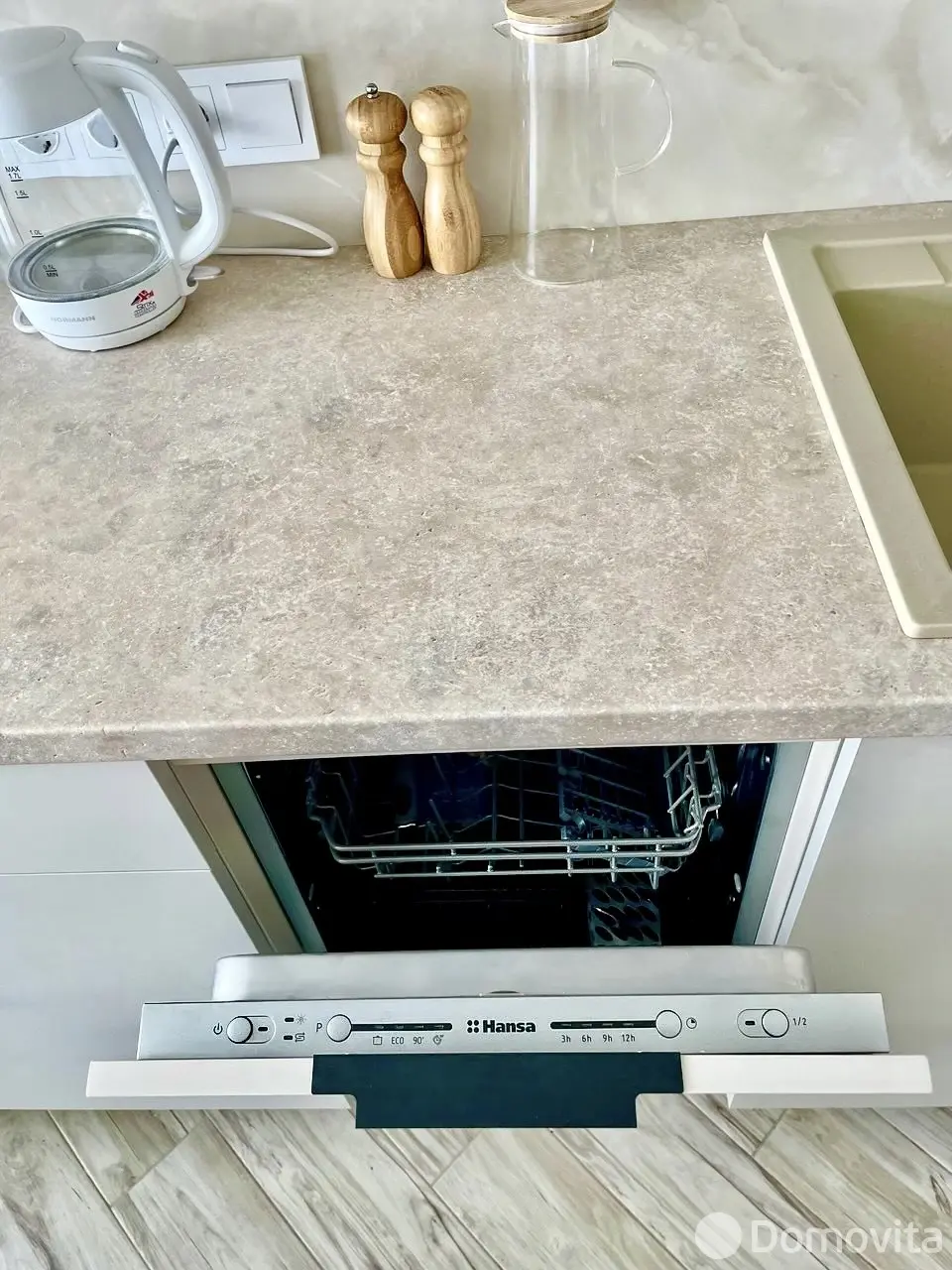 квартира, Минск, ул. Николы Теслы, д. 14, стоимость аренды 1 978 р./мес.