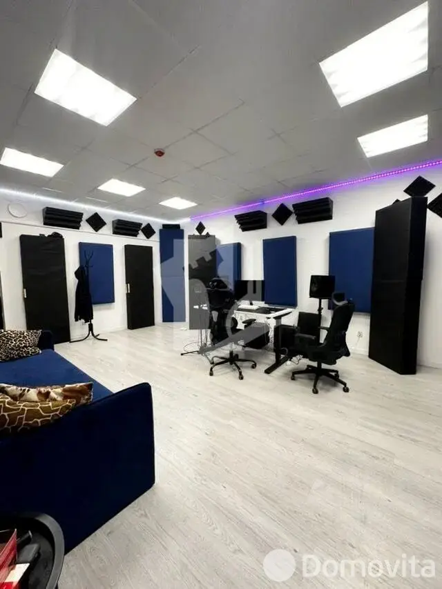 объект сферы услуг, Минск, пр-т Независимости, д. 84/А на ст. метро Парк Челюскинцев