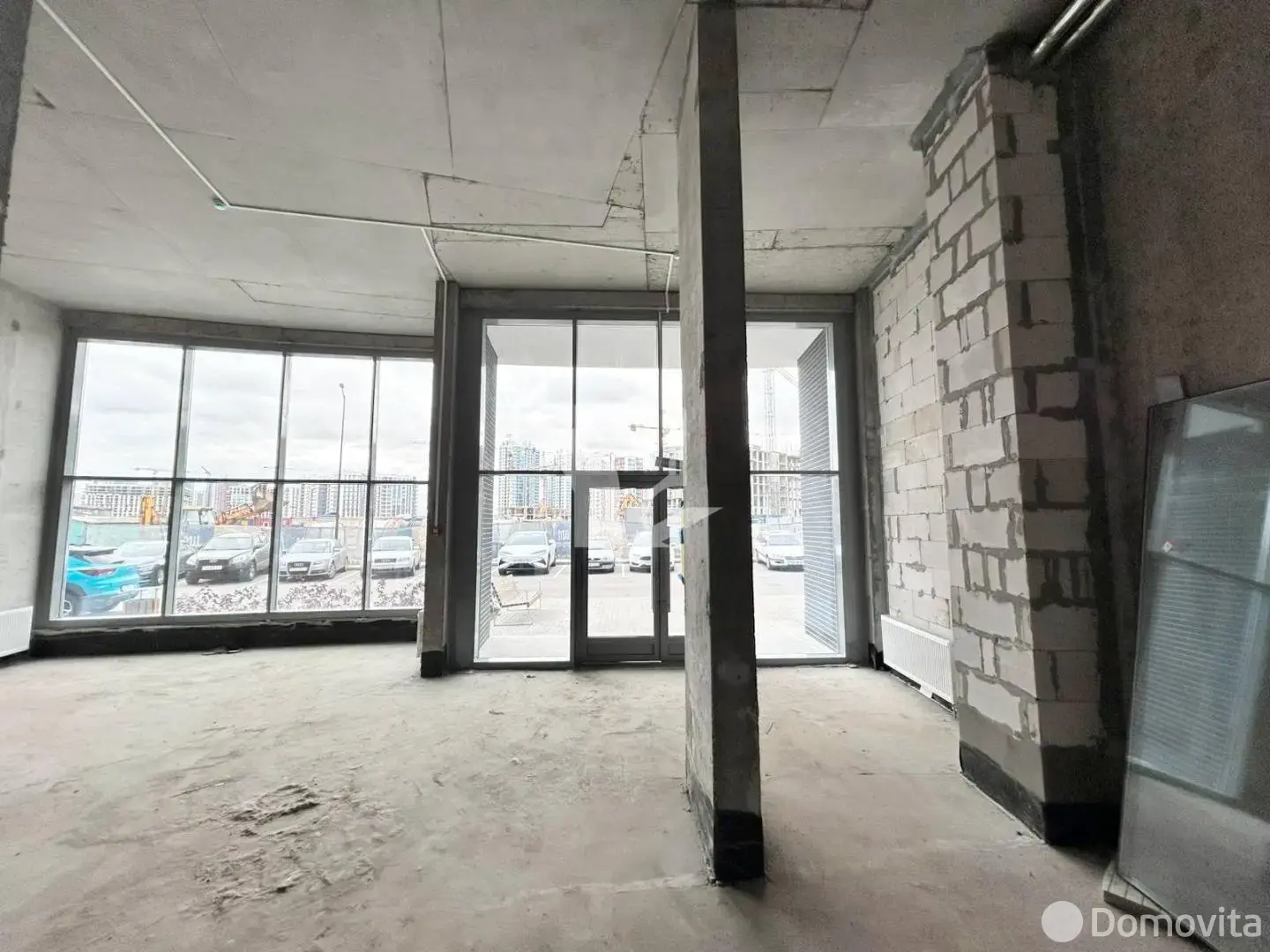 объект сферы услуг, Минск, ул. Леонида Левина, д. 3, стоимость аренды 5 497 р./мес.