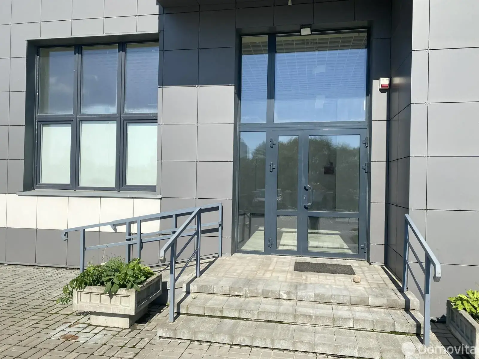 торговый объект, Минск, ул. Чюрлениса, д. 24 - лучшее предложение