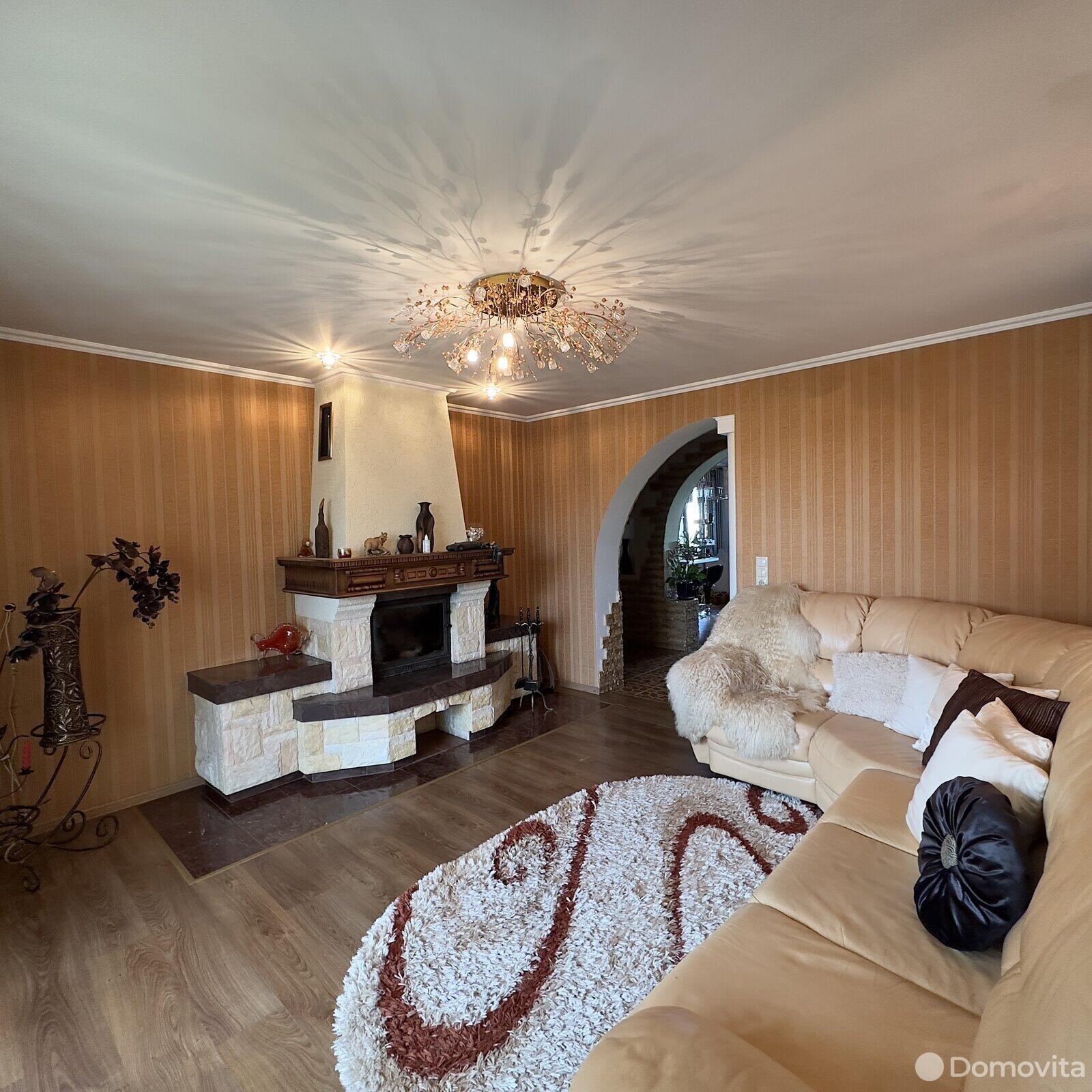 Продажа 3-комнатной квартиры в Слуцке, ул. Крупской, 60500 USD, код: 916290 - фото 2