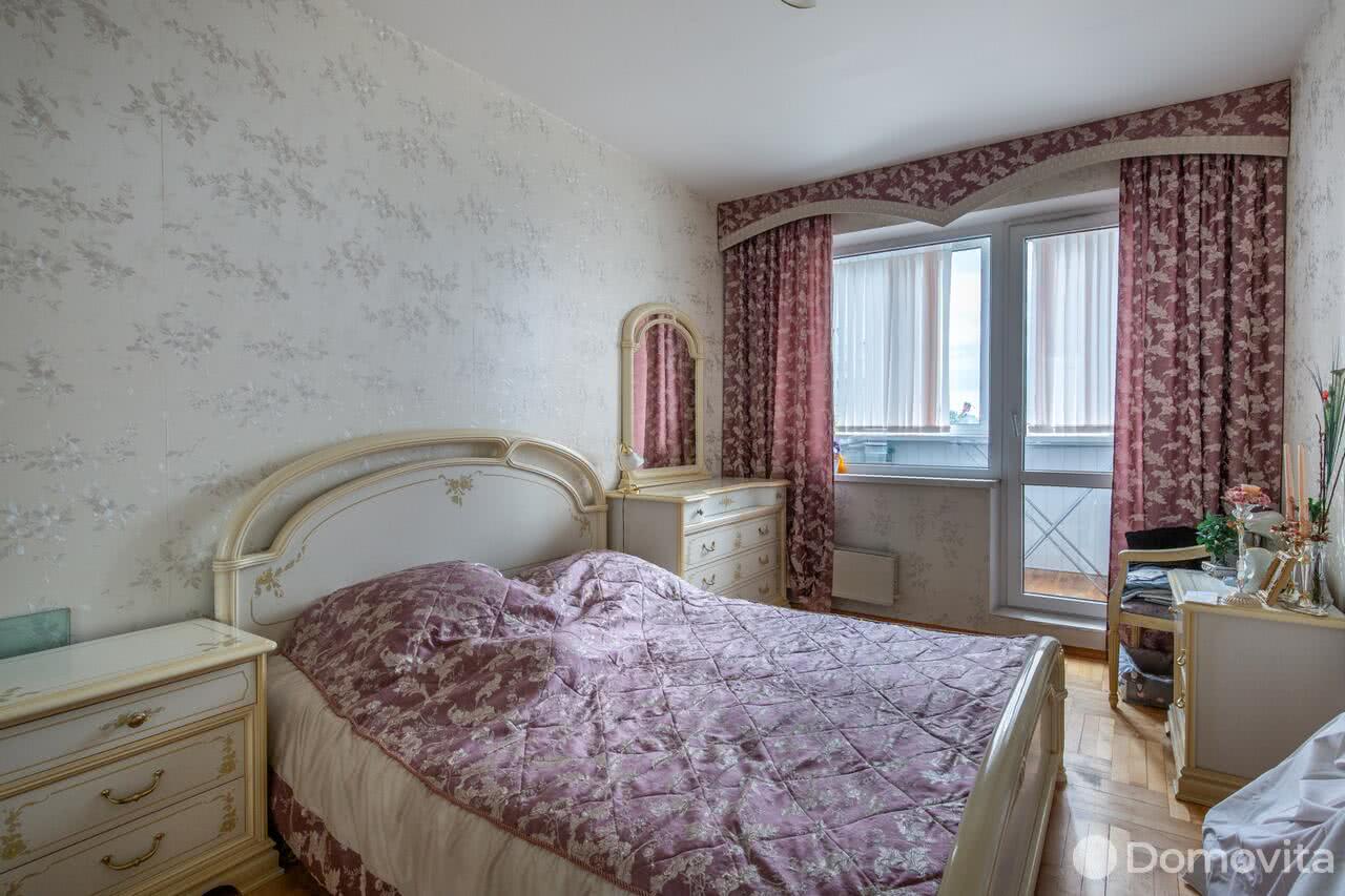 Купить 3-комнатную квартиру в Минске, ул. Сергея Есенина, д. 61, 85000 USD, код: 1009971 - фото 4