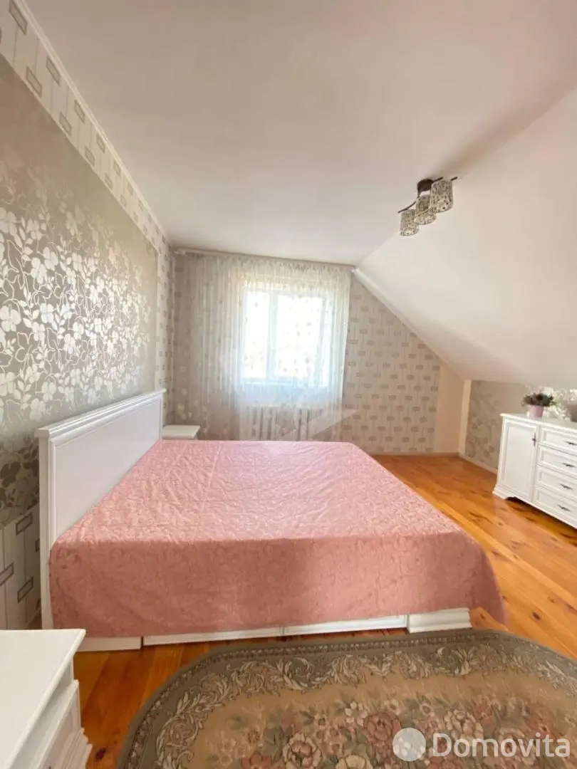 дом, Юхновка, ул. Дачная, д. 64