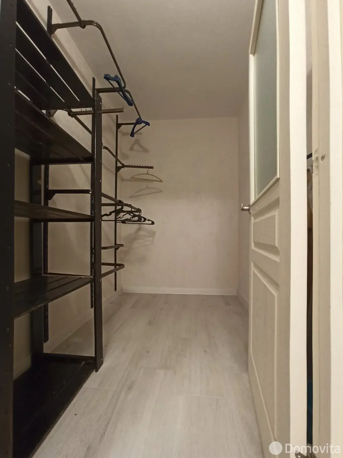 квартира, Минск, ул. Сергея Есенина, д. 28, стоимость аренды 1 650 р./мес.