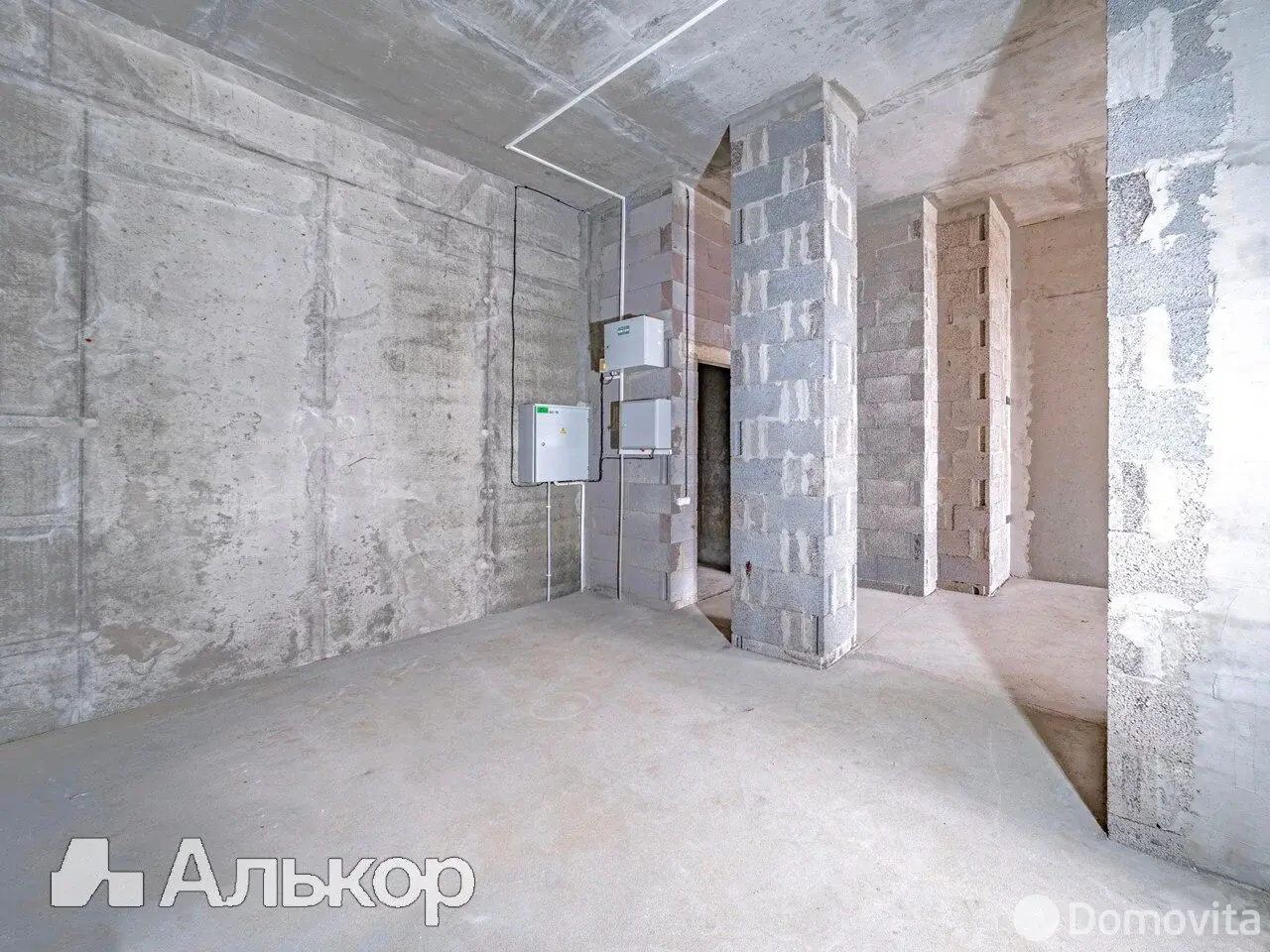 торговый объект, Минск, ул. Игоря Лученка, д. 15 на ст. метро Аэродромная