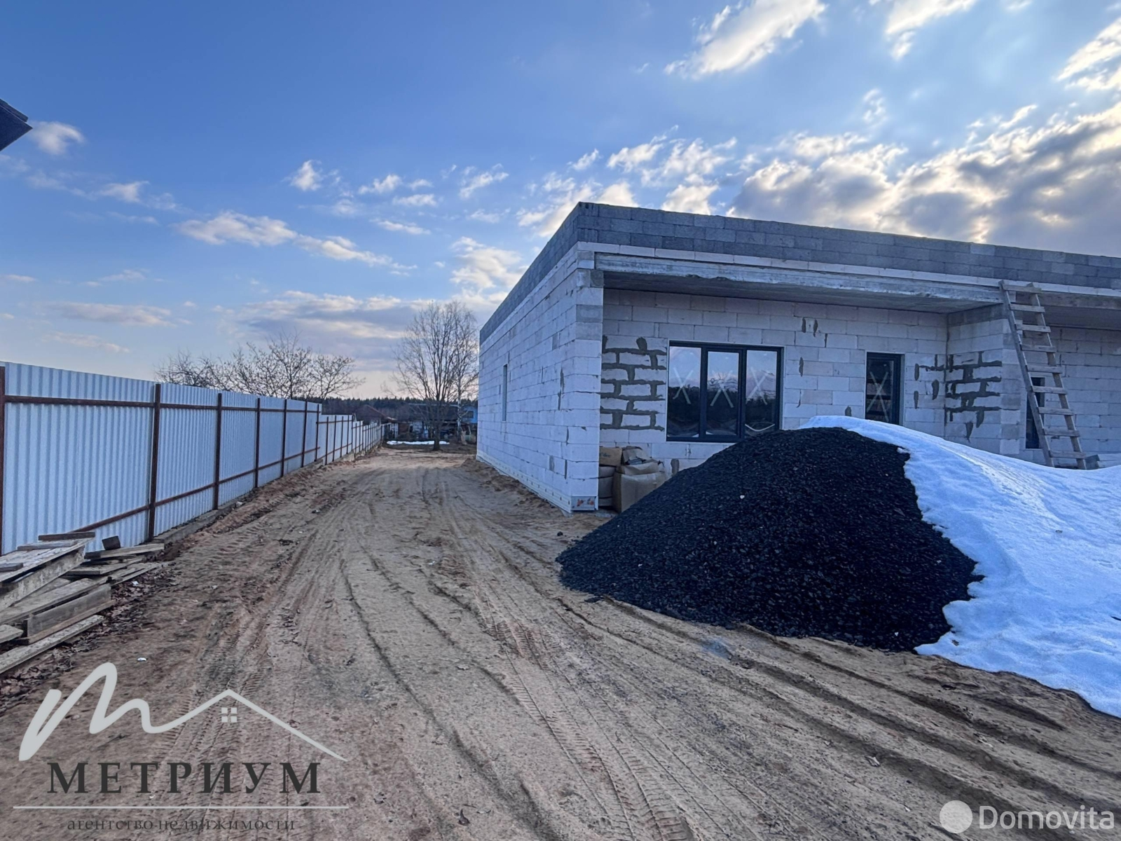 дом, Смольница, ул. Центральная 