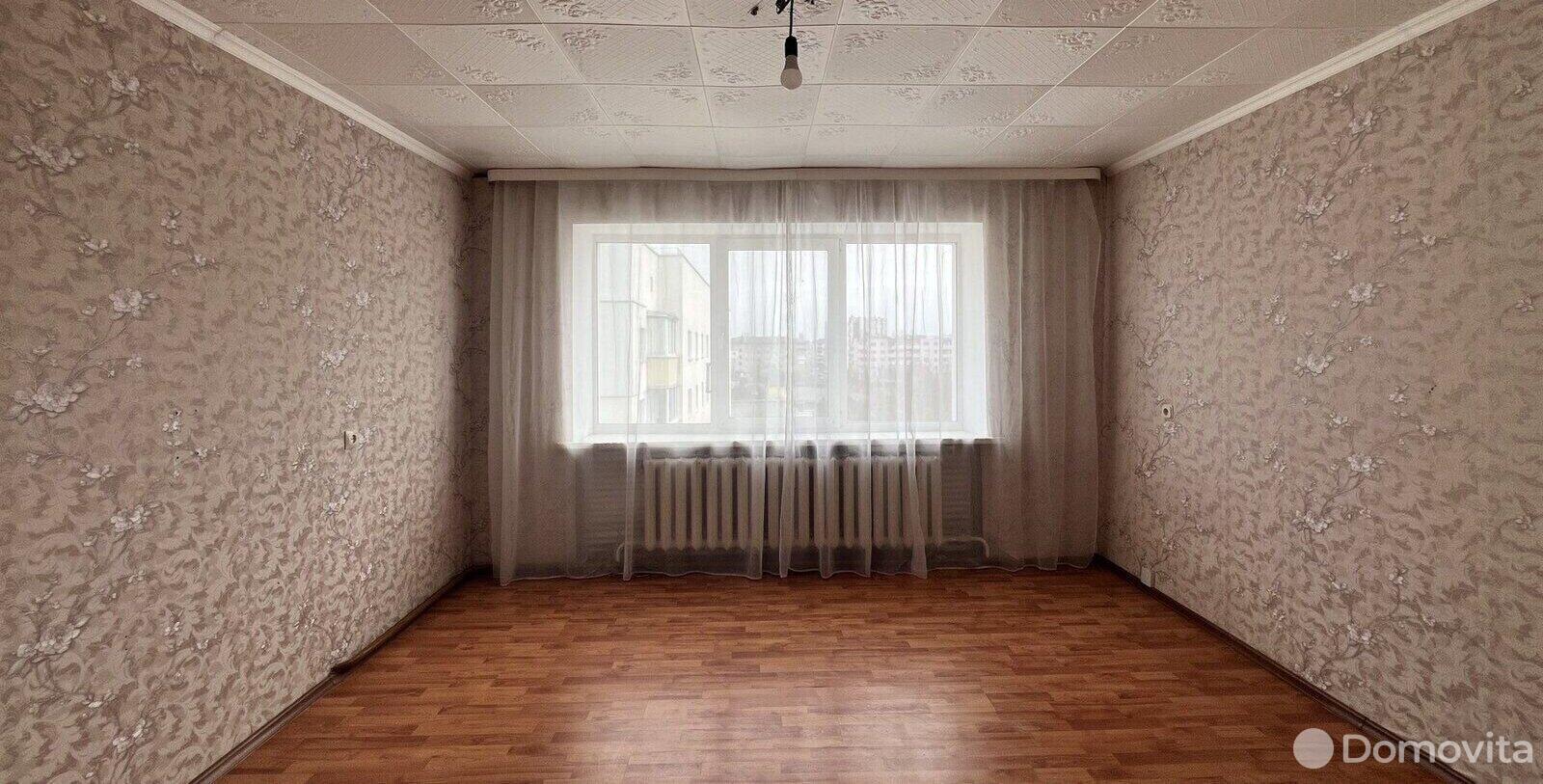 Продажа 2-комнатной квартиры в Дзержинске, ул. Фридриха Энгельса, д. 13, 48500 USD, код: 986840 - фото 1