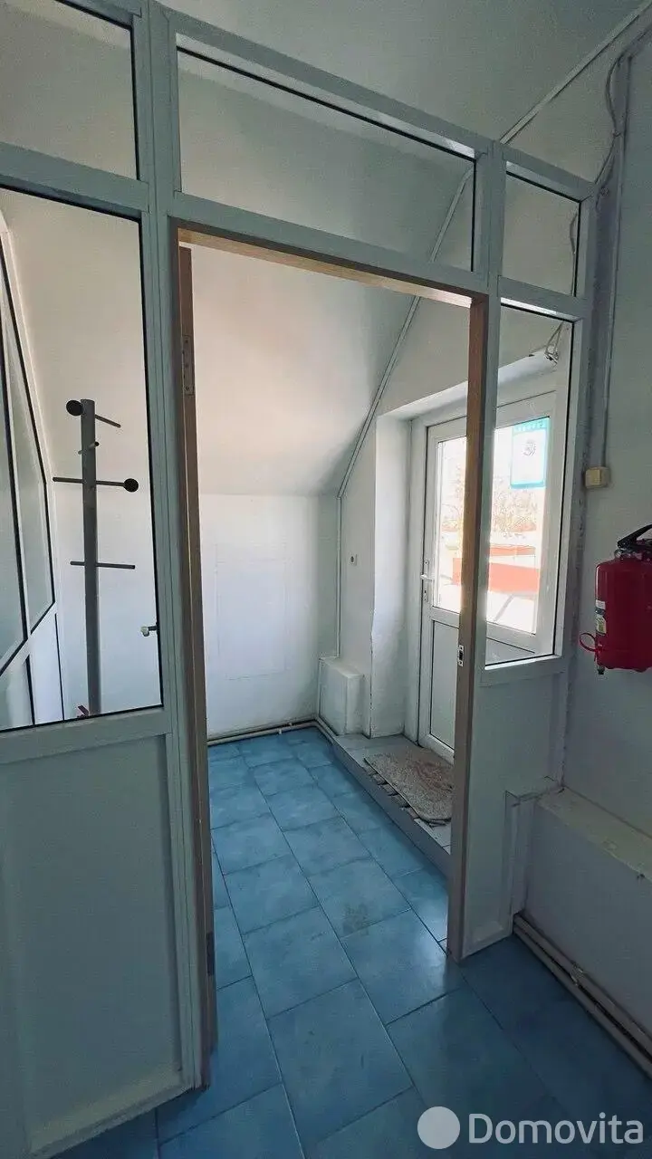 Помещение под сферу услуг в Фаниполе, ул. Заводская, д. 1/Б, код 3814 - фото 16