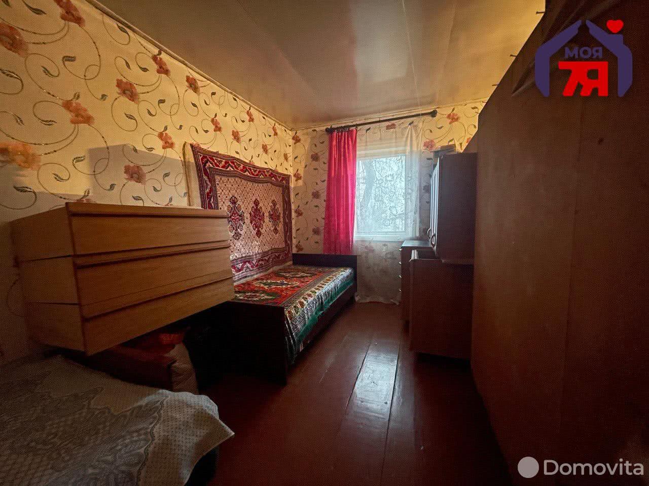 дом, Старобин, ул. Комсомольская, стоимость продажи 61 543 р.