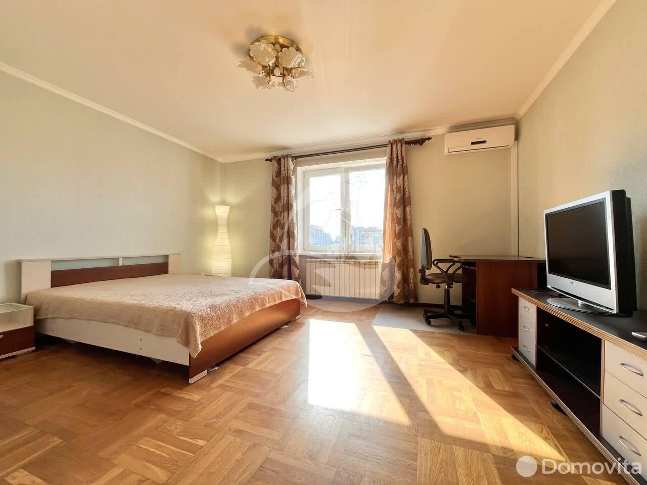 Снять 1-комнатную квартиру в Минске, ул. Притыцкого, д. 91, 360USD, код 137891 - фото 1