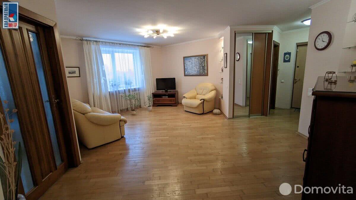 квартира, Минск, ул. Рыбалко, д. 8, стоимость продажи 375 084 р.