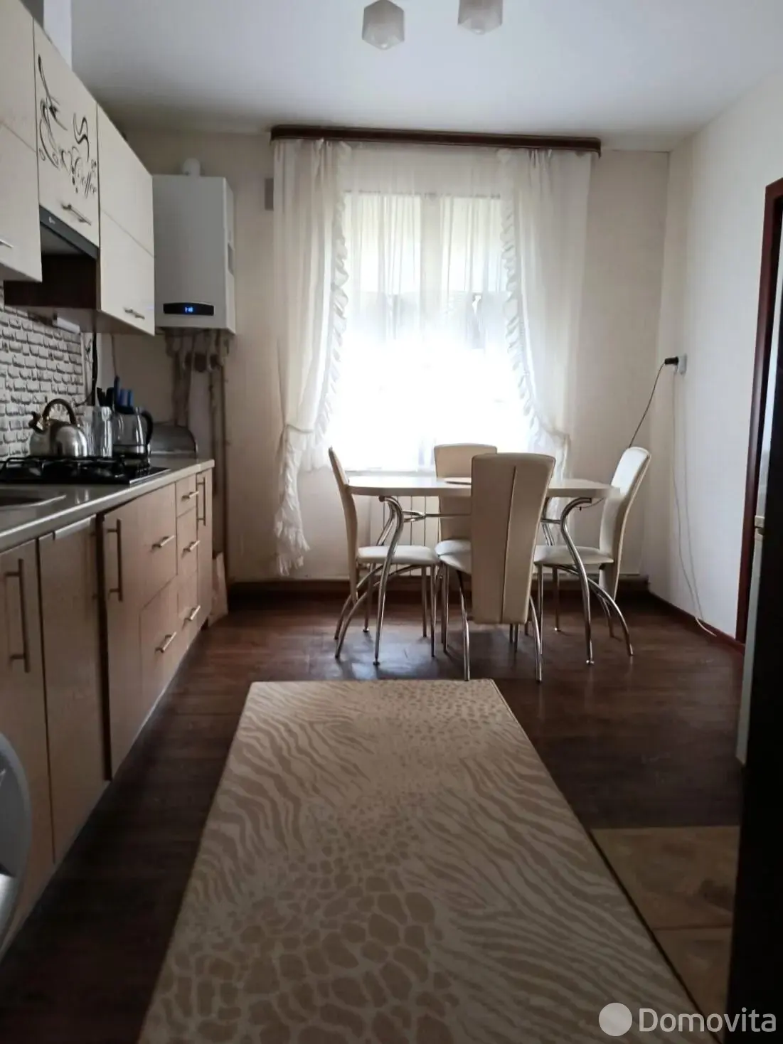 дом, Юратишки, ул. 50 лет БССР 