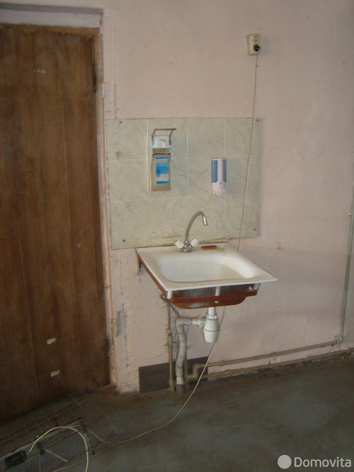 Купить складское помещение на м-н Военный городок, д. 137А в Плещеницах - фото 11