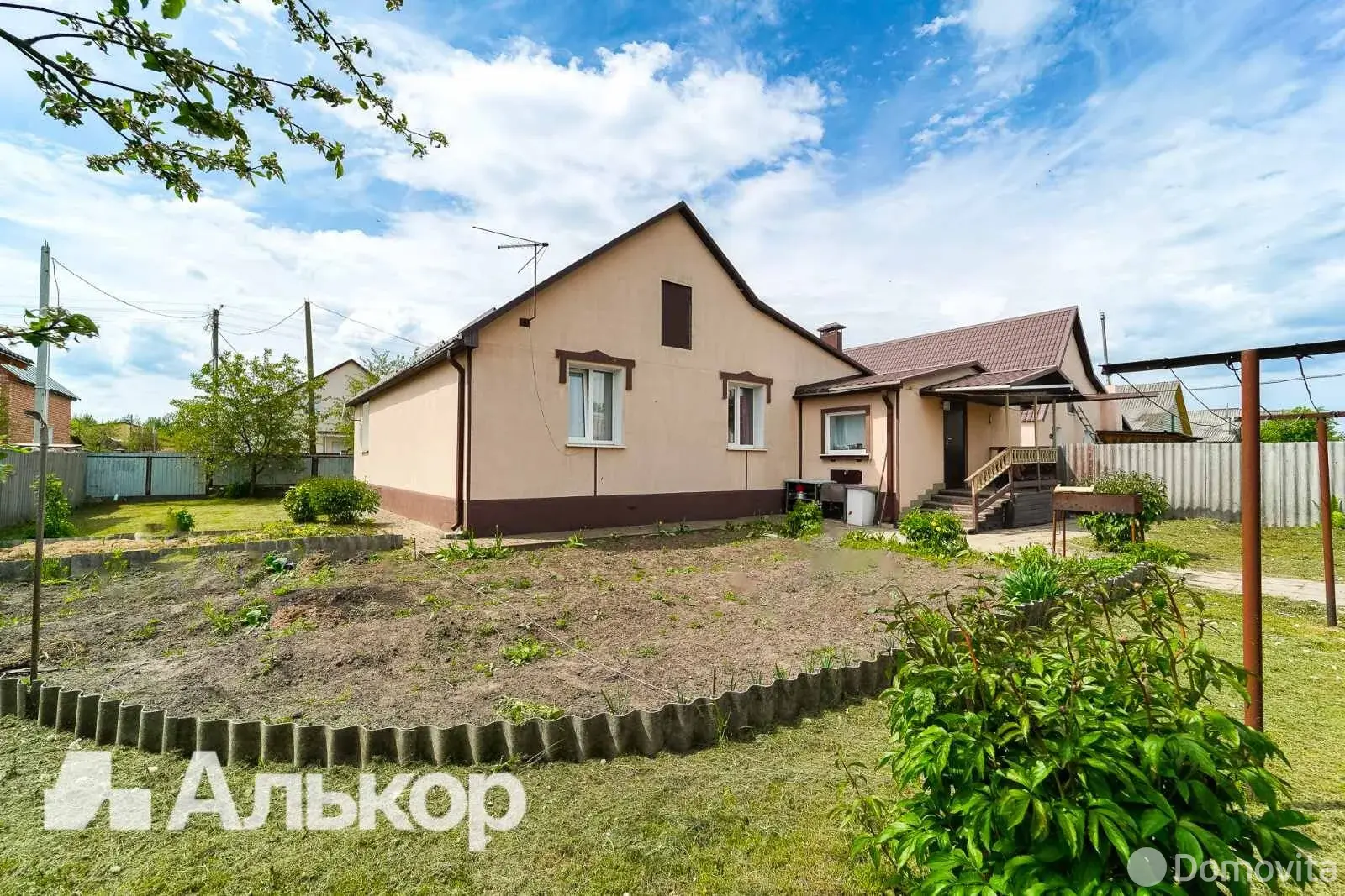 коттедж, Смолевичи, ул. Новосёлов, д. 31 