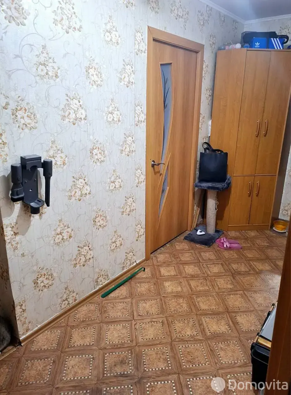Купить 2-комнатную квартиру в Борисове, ул. Мелиоративная, д. 3, 35000 USD, код: 1133609 - фото 3