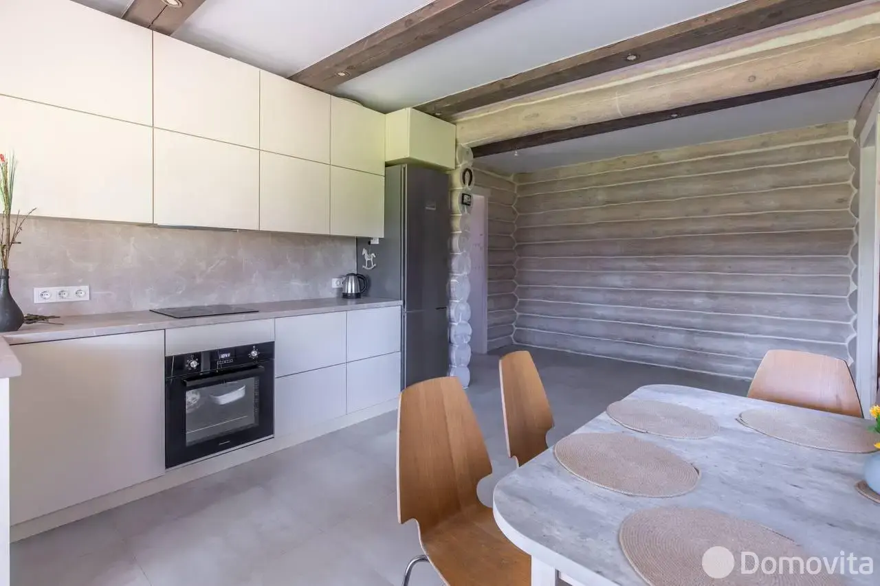 дом, Слобода, ул. Святочная