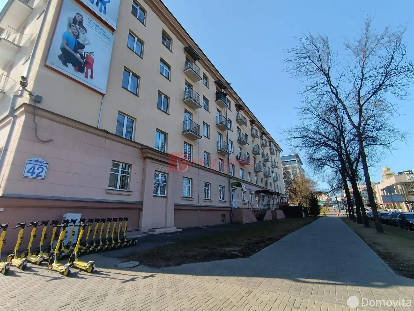 Снять торговое помещение на ул. Интернациональная, д. 42А в Минске, 954EUR, код 966847 - фото 1