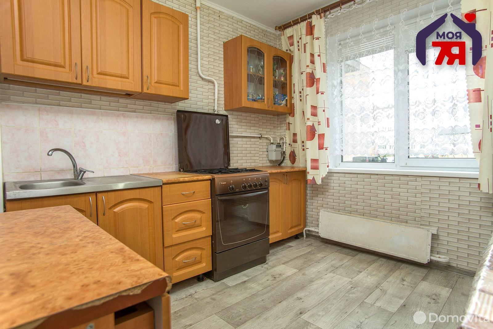 Продажа 4-комнатной квартиры в Сморгони, ул. Заводская, д. 56/2, 42500 USD, код: 997702 - фото 1